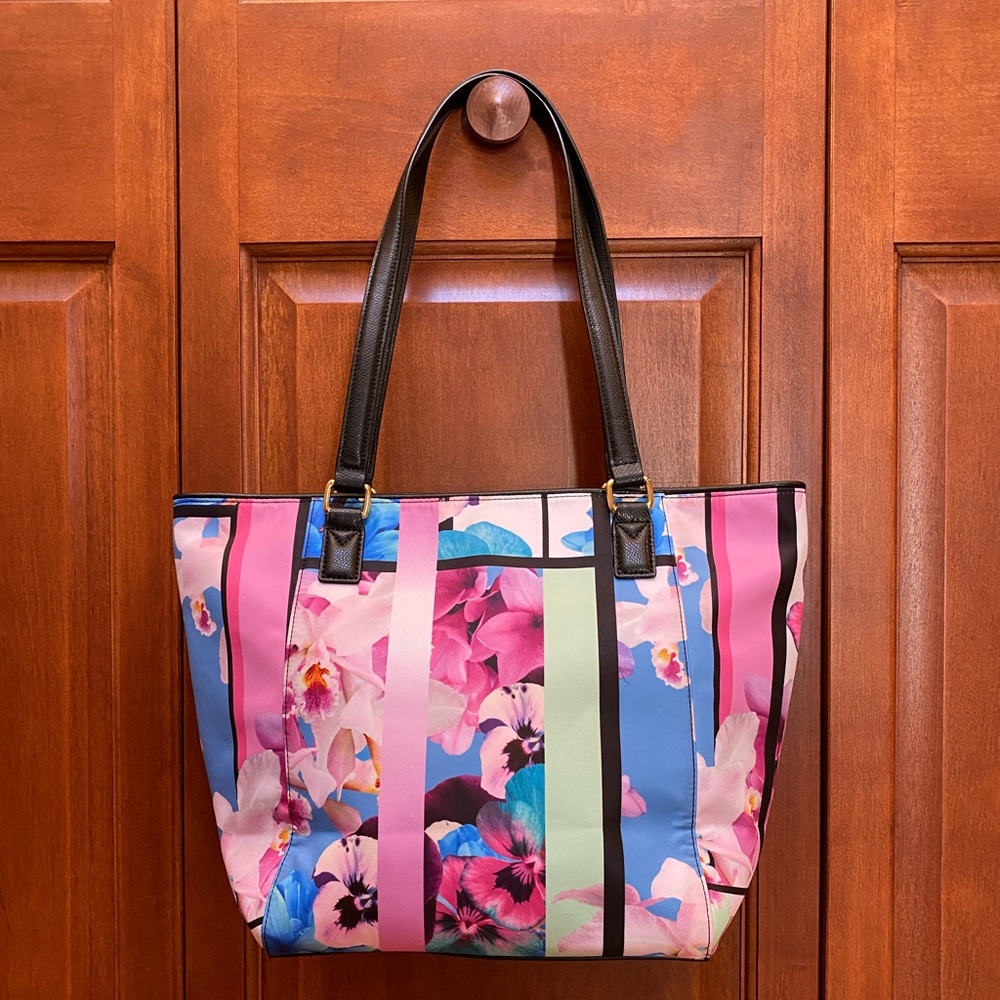 Vera Bradley Streeterville Collection Small Ella Tote - Exotic Floral - Picture 2 of 4